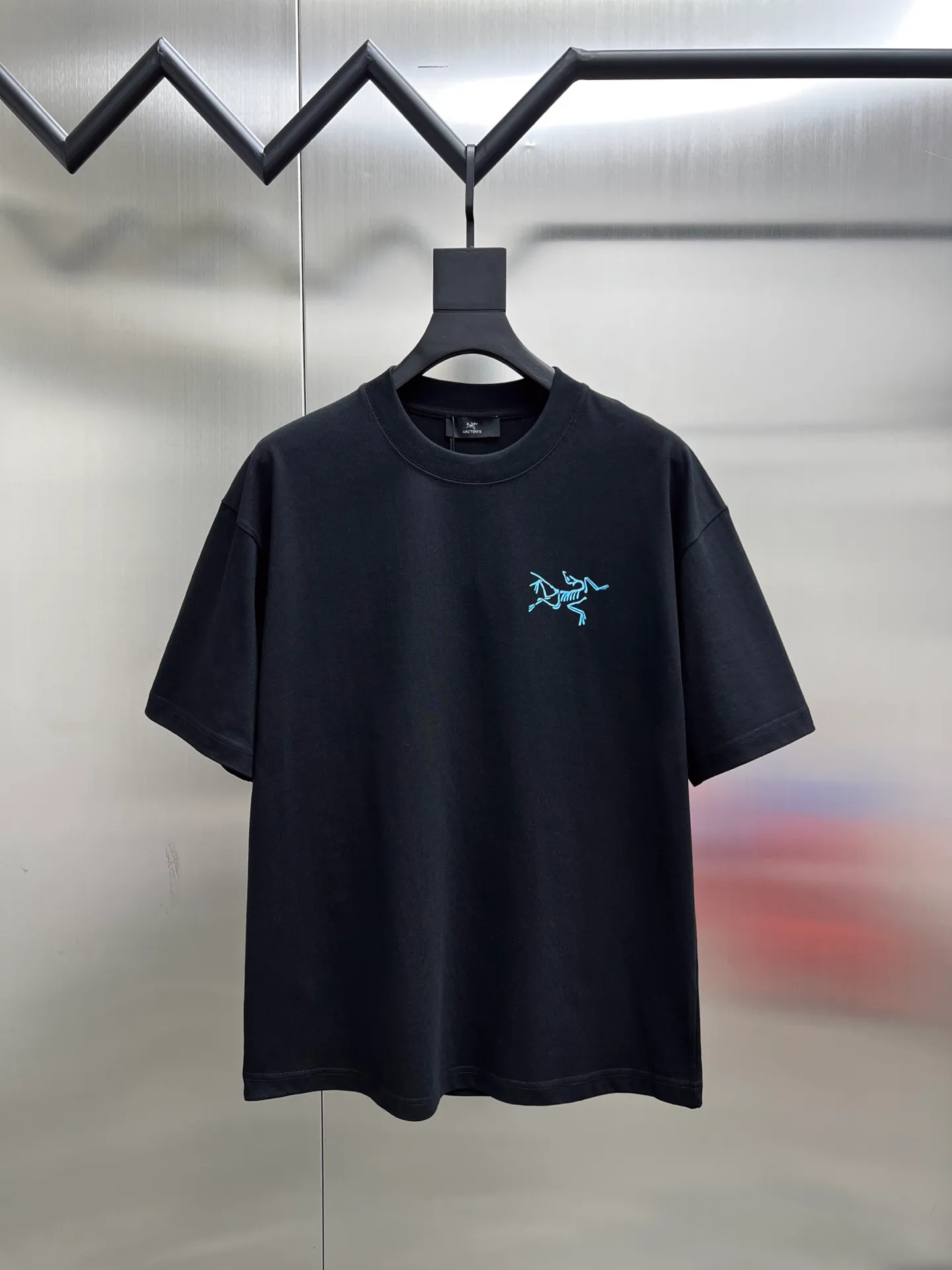 arcteryx🌟New Arrival T T Hot Sale 99 🐎🐎Size：S-XXL Black White 2 Size S 110 54 69 21 M 114 56 71 22 L 118 58 73 22 XL 122 60 75 23 2XL 126 62 77 23